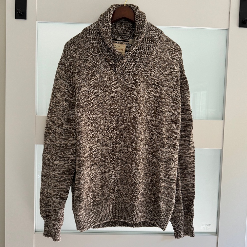 Weatherproof Vintage men's shawl collar sweater.  Size L.